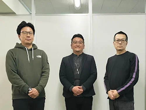 スタッフ集合写真