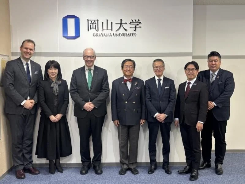 岡山大学での集合写真