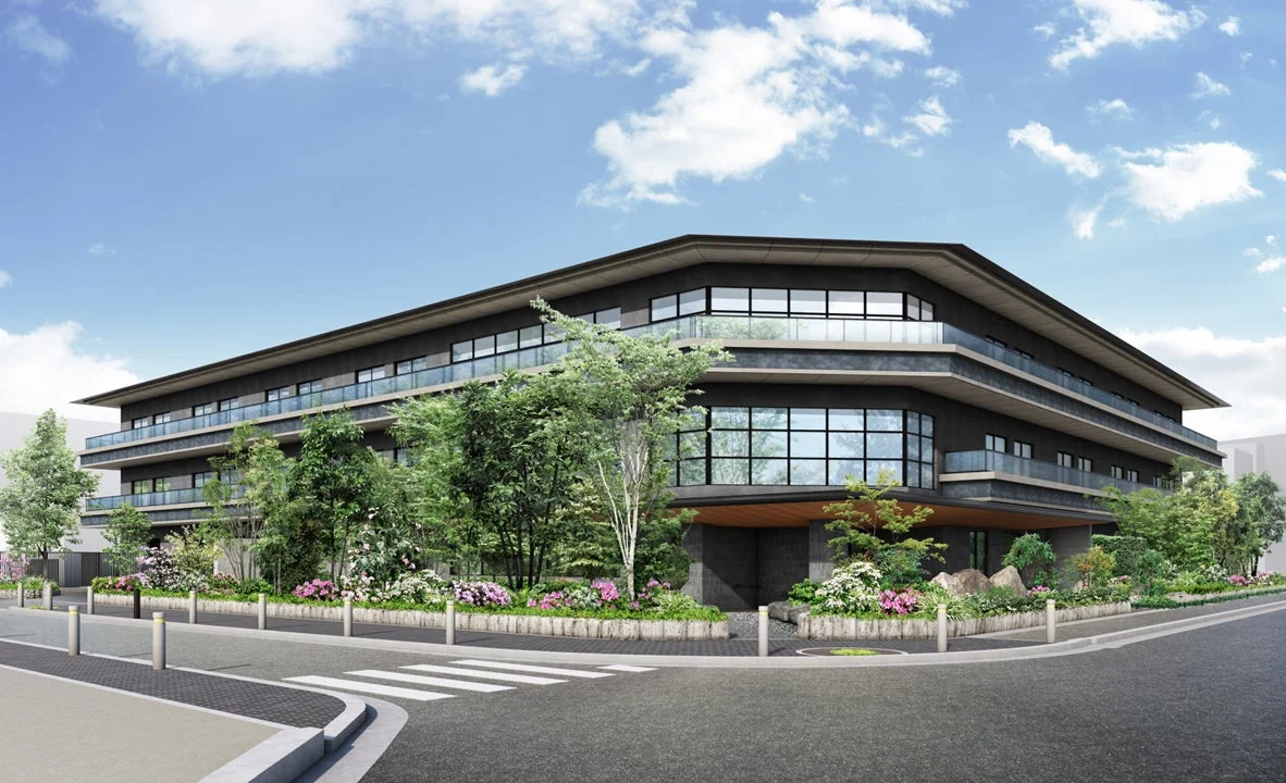 豊かな緑に囲まれたモダンな建築物