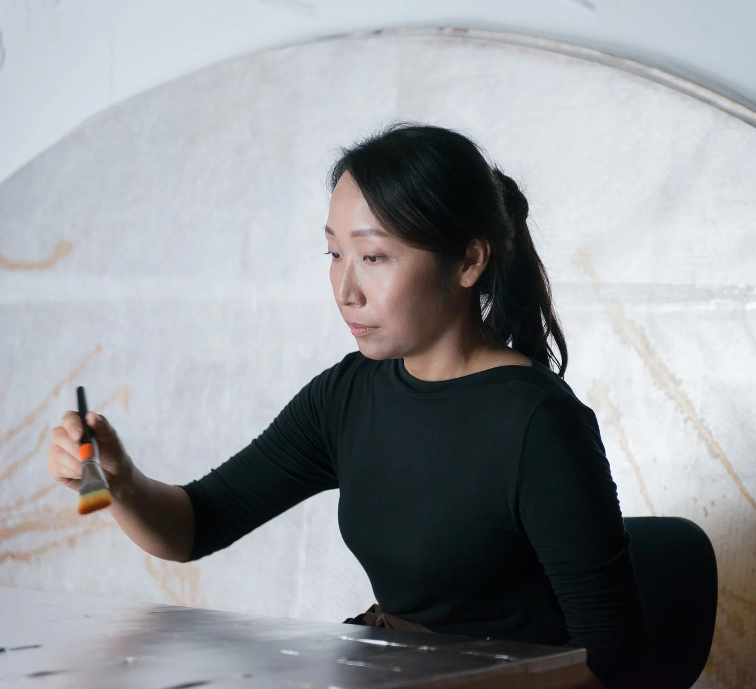 金孝妍氏の制作風景