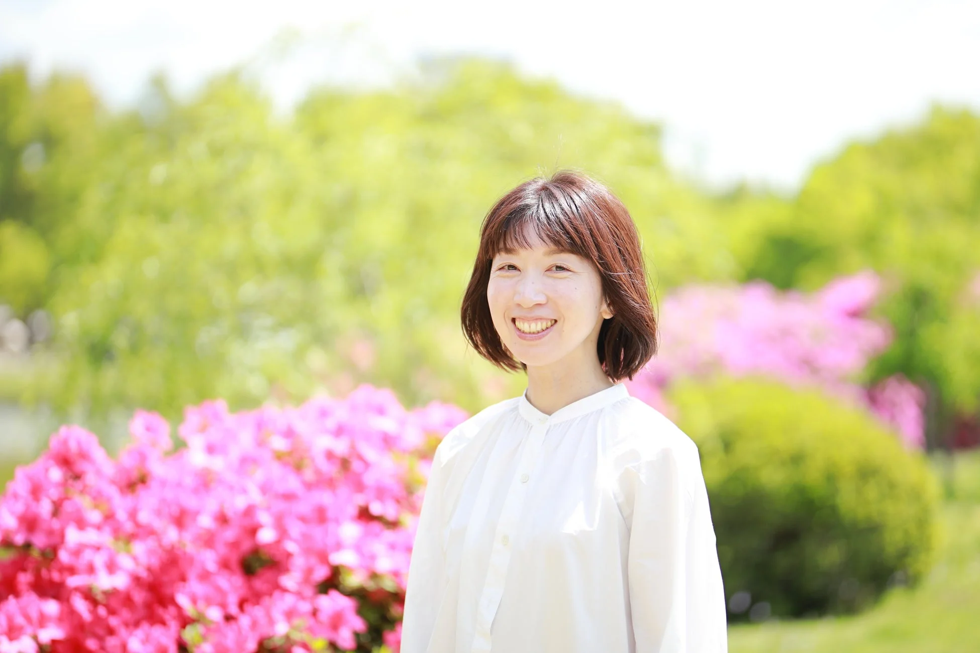 横田かおり氏の笑顔のポートレート