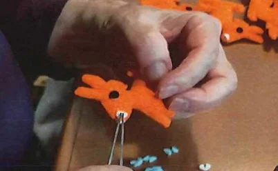 ボランティアが制作するロバ隊長