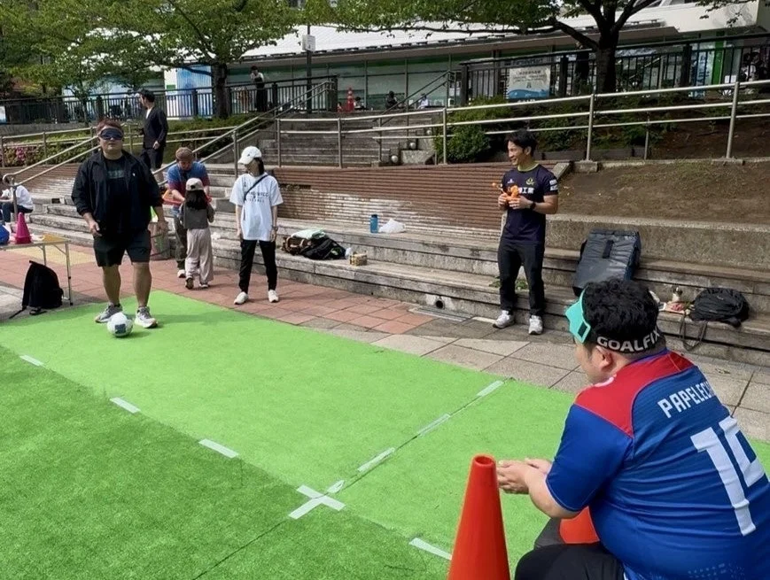ブラインドサッカー体験の様子