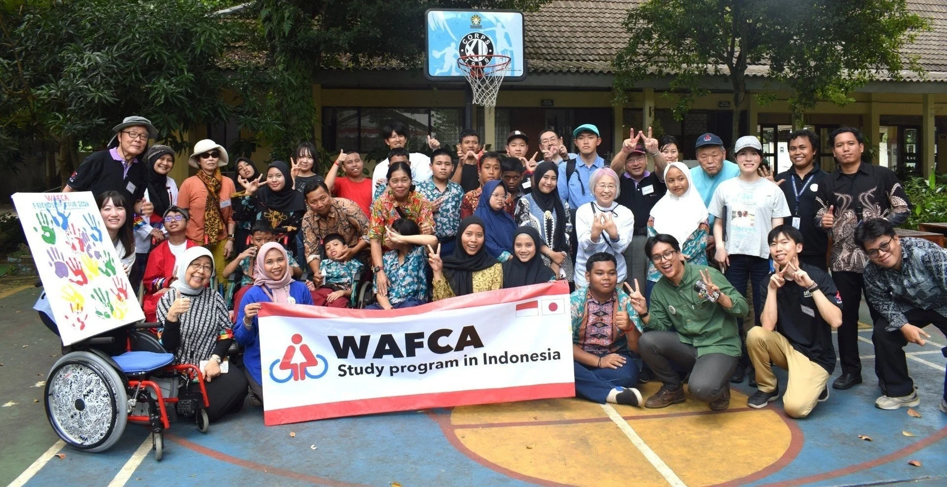 インドネシアでのWAFCAスタディプログラムまたはフレンドシップツアーの集合写真