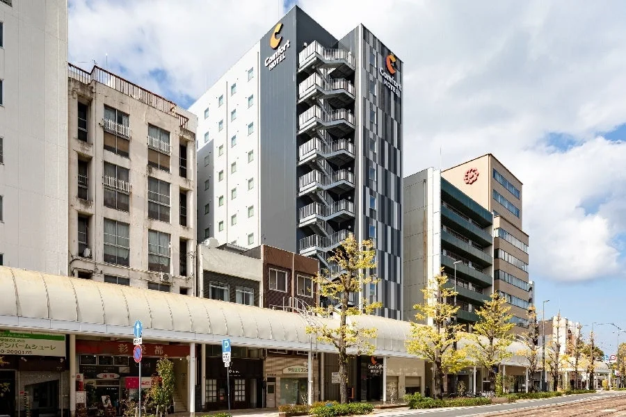 コンフォートホテル松山の外観